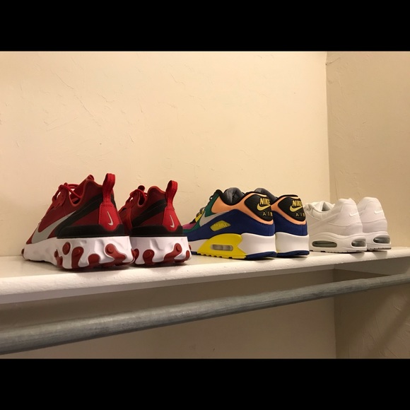 Nike AirMax Reacts Sneaker Bundle